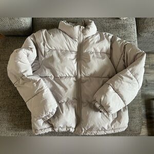 Forever 21 puffy jacket